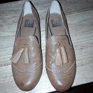 Cute little stylish flats:)